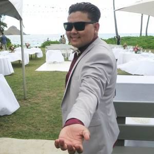 Meet your Posher, Kenji